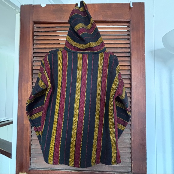 Small Rasta colored hoodie - Picture 2 of 2
